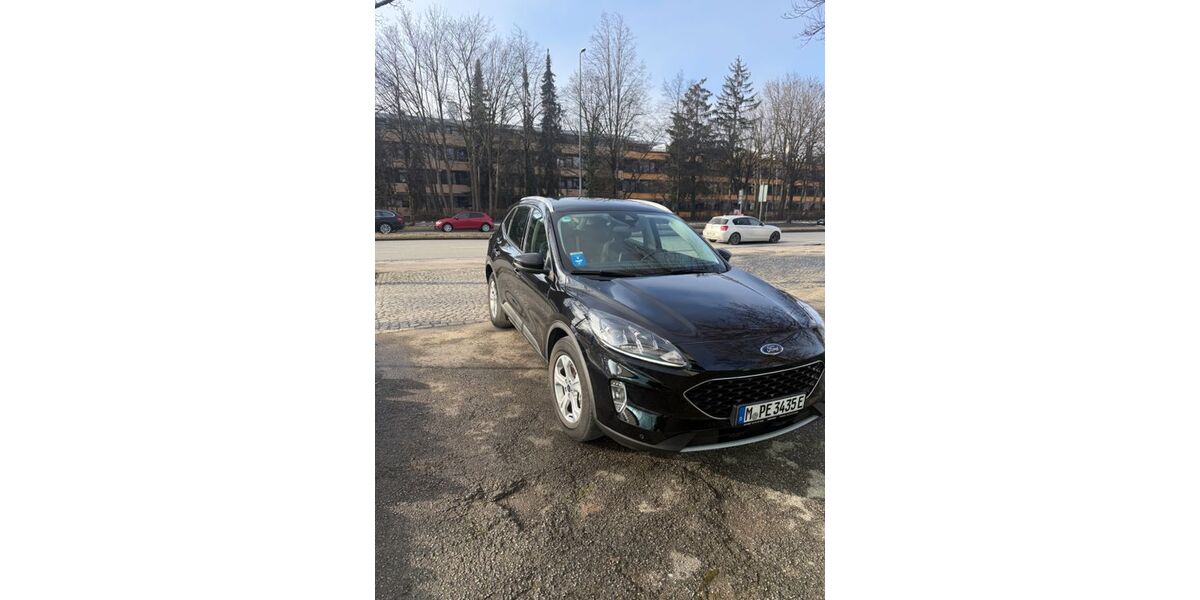 Ford Kuga 30.500 km 17.500 &euro; Olching 82140