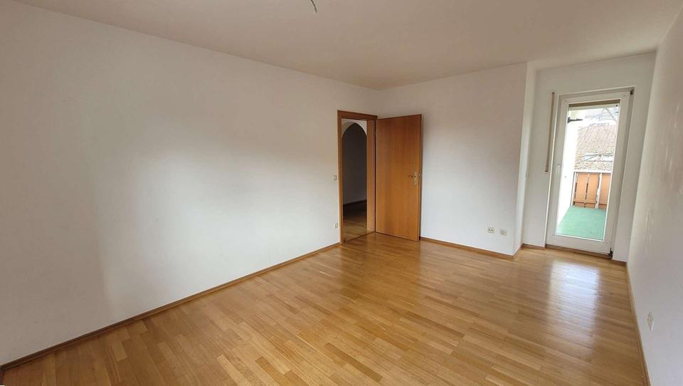 Erdgeschoßwohnung Erlangen Alterlangen - 4 Zimmer, 99 m&sup2;, 890&euro; | Angebot:26417039