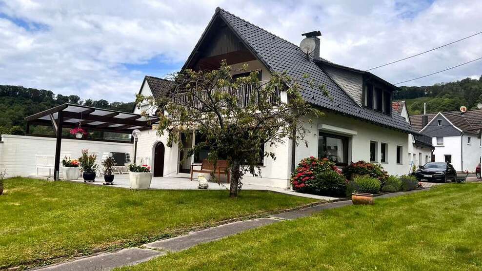 Haus zum Kaufen in Solingen 449.000 € 132 m²