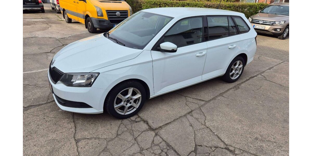 Skoda Fabia 279.000 km 4.200 &euro; Himbergen 29584