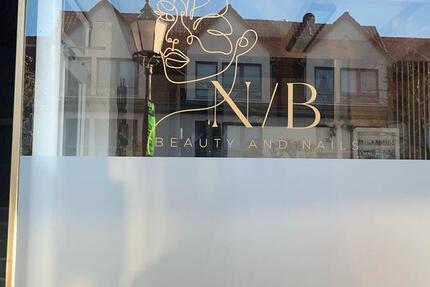 UntermieteStuhlmiete im Kosmetikstudio zimmer