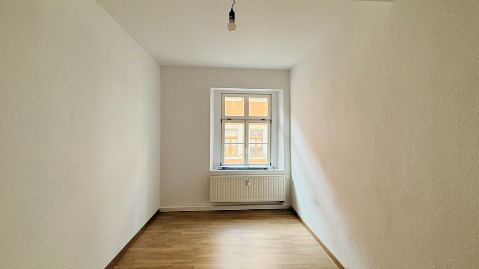 Etagenwohnung Meißen - 4 Zimmer, 117 m&sup2;, 800&euro; | Angebot:26336989