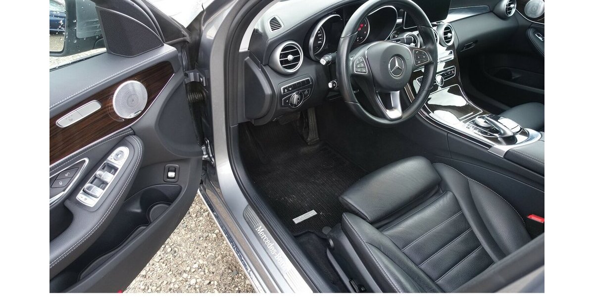 Mercedes-Benz C 250 Lim. 4Matic BlueTEC / d Distr. LED Burmester 175.800 km 19.950 &euro; Neumarkt/OPf 92318