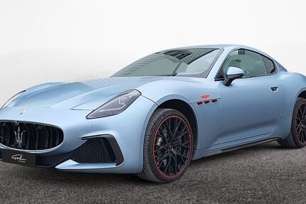 Maserati Granturismo 4.900 km 249.700 € Singen/Htwl. 78224