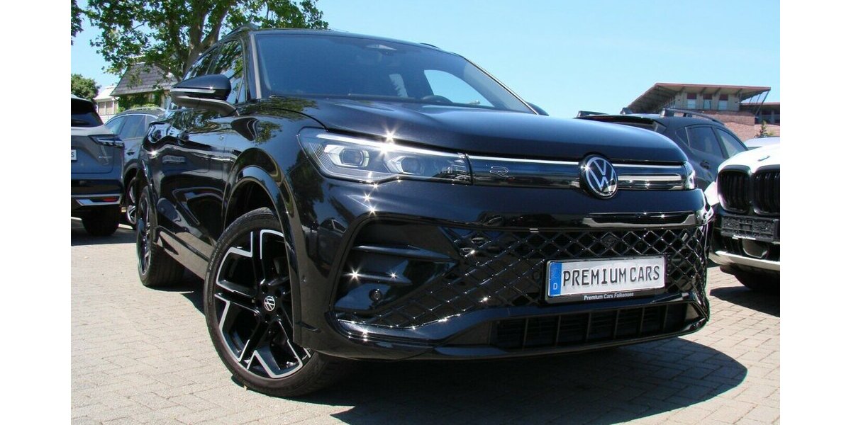 VW Tiguan R-Line BlackStyle 4M Pano AHK SHZ IQ Light 44.213 km 47.980 &euro; Falkensee 14612