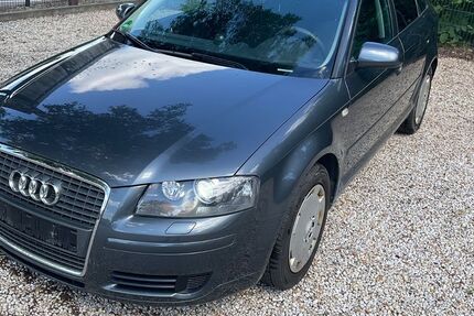 Audi A3 219.635 km 1.690 &euro; Plauen OT Haselbrunn 08525