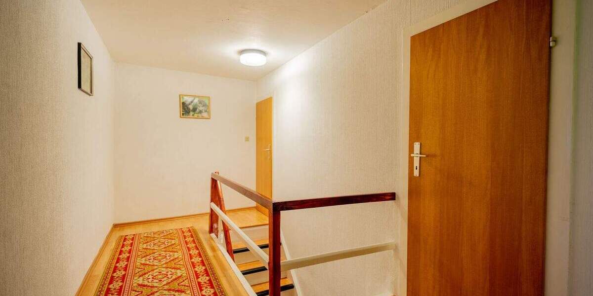 Mehrfamilienhaus, Wohnhaus Bad Salzdetfurth Detfurth - 7 Zimmer, 290 m&sup2;, 249.000&euro; | Angebot:25424506