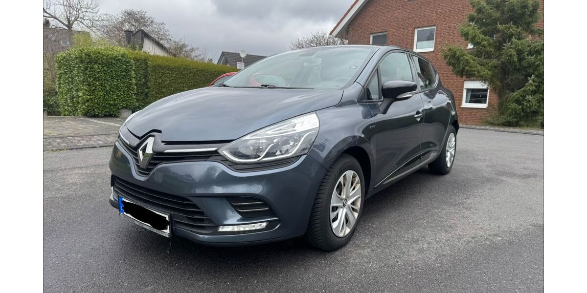 Renault Clio 99.700 km 7.799 &euro; Bonn 53125
