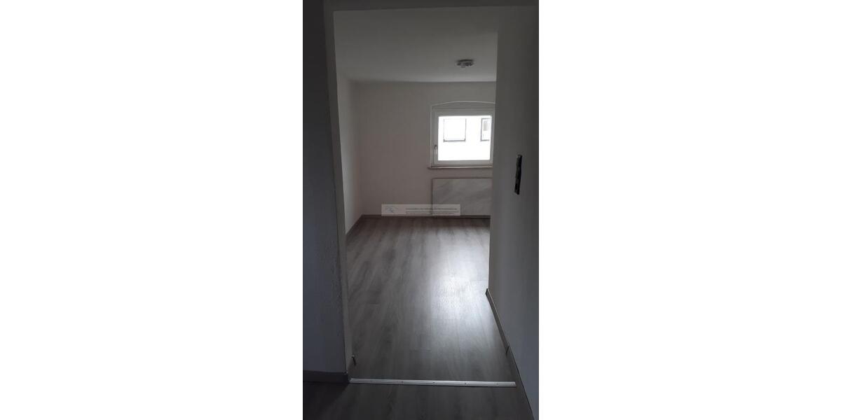 Dachgeschoßwohnung Marktredwitz - 2 Zimmer, 40 m&sup2;, 270&euro; | Angebot:26365736