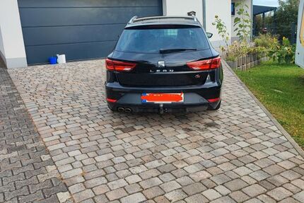 Seat Leon 130.000 km 14.500 &euro; Weihmichl 84107