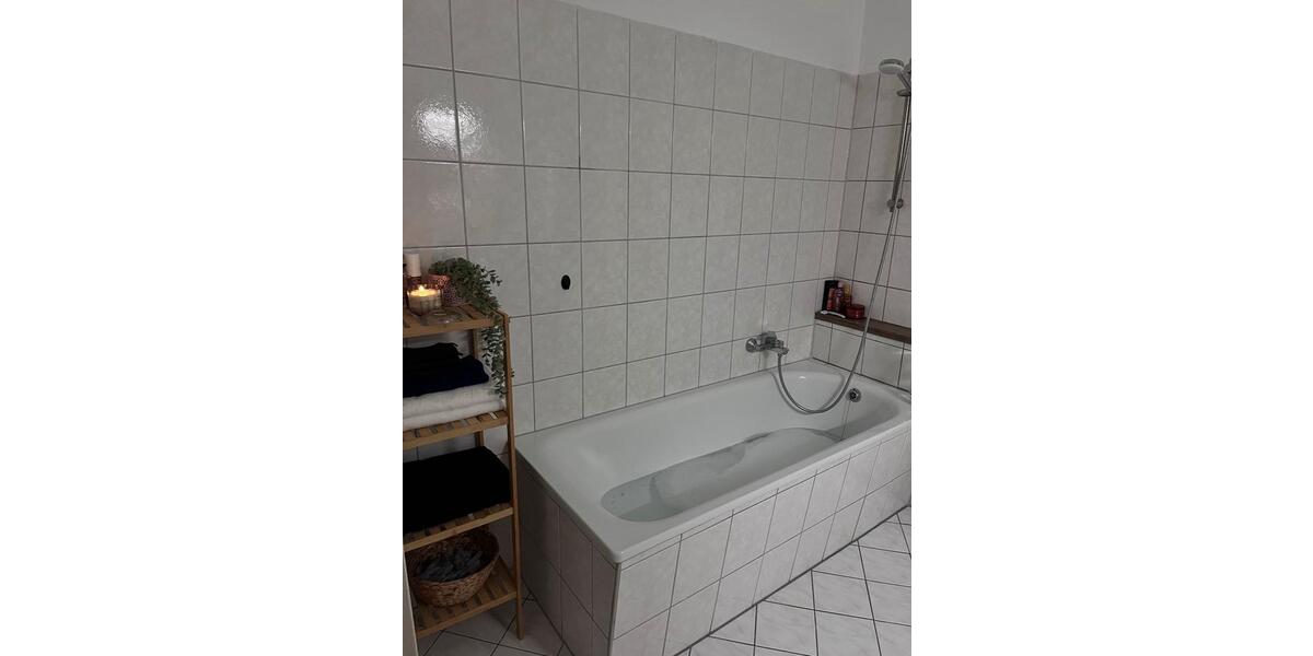Etagenwohnung Waldheim - 2 Zimmer, 54 m&sup2;, 290&euro; | Angebot:26676944