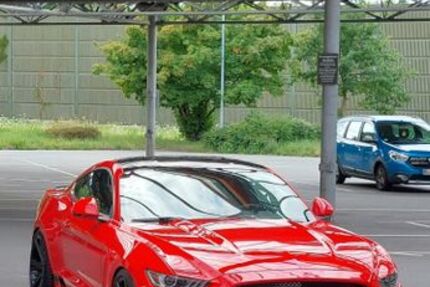 Ford Mustang 72.000 km 34.000 &euro; Hamburg 22089