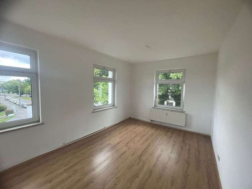 Wohnung zum Mieten in Chemnitz 330 € 60 m²