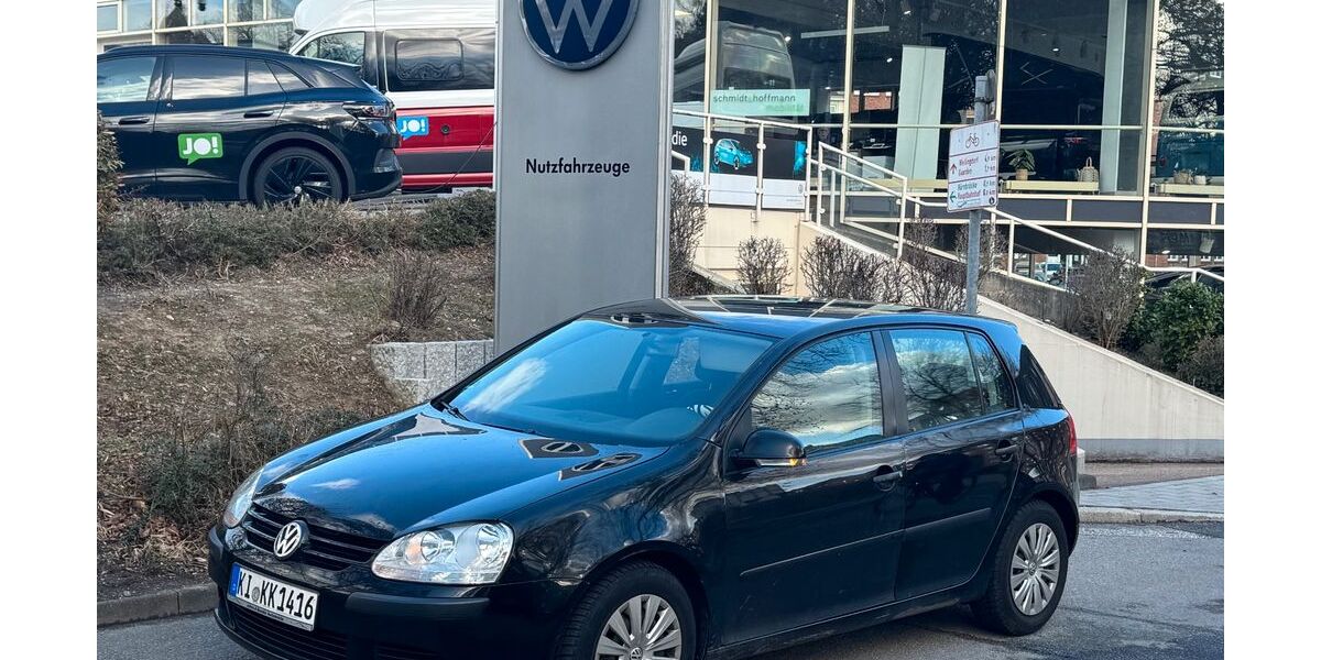 VW Golf 230.000 km 4.500 &euro; Kiel 24148