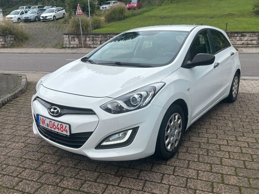 Hyundai i30 99.850 km 6.590 € Dirmingen 66571