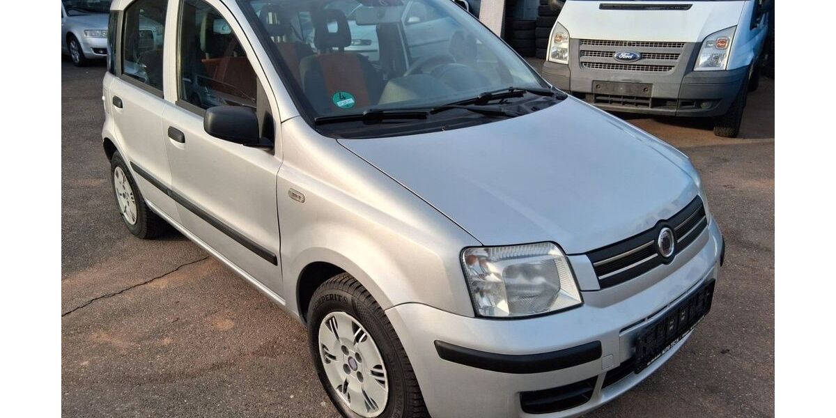 Fiat Panda 133.821 km 2.270 &euro; Fürth 90763