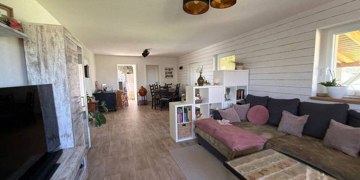 Bungalow Am Ettersberg - 3 Zimmer, 90 m&sup2;, 279.000&euro; | Angebot:26344017