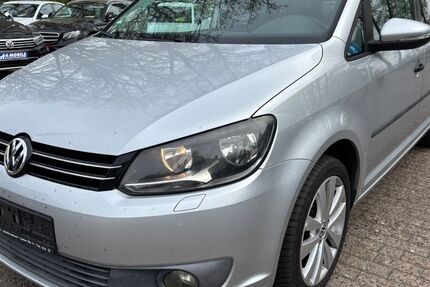 VW Touran 298.500 km 4.499 &euro; Oldenburg 26129