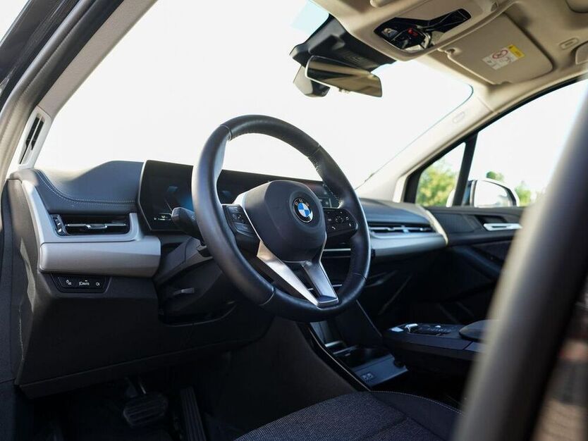 220 Active Tourer
