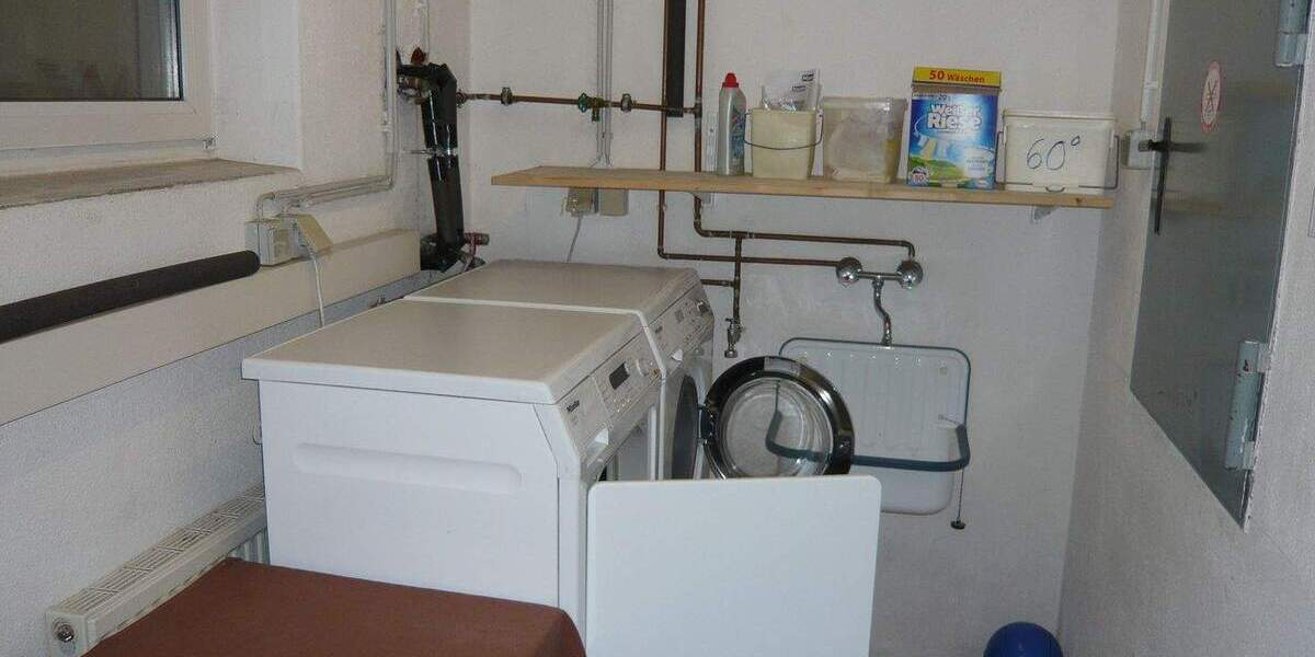 Einfamilienhaus Geroda Platz - 1 Zimmer, 223 m&sup2;, 425.000&euro; | Angebot:25697579