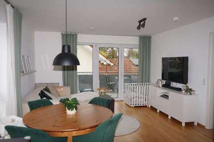 Wohnung zum Mieten in Jengen 830 € 81 m²