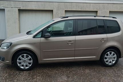 VW Touran 143.000 km 10.000 € Menden 58708