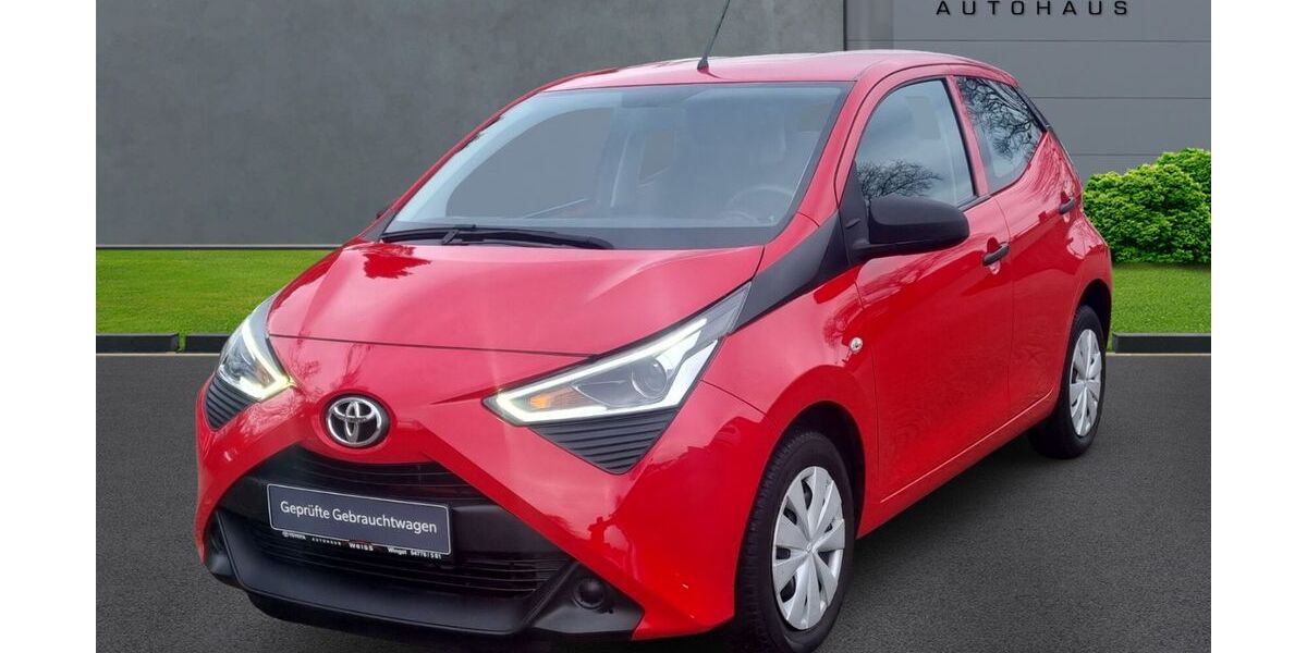 Toyota Aygo (X) 19.763 km 10.900 &euro; Wingst 21789