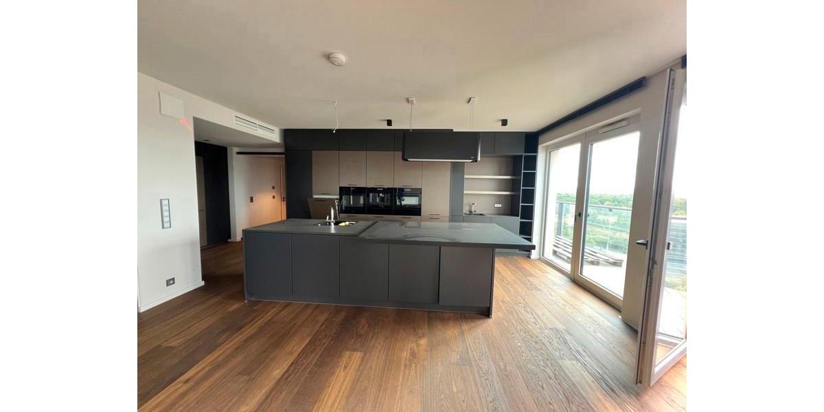 Etagenwohnung Dresden Altstadt - 4 Zimmer, 210 m&sup2;, 4.195&euro; | Angebot:26475228