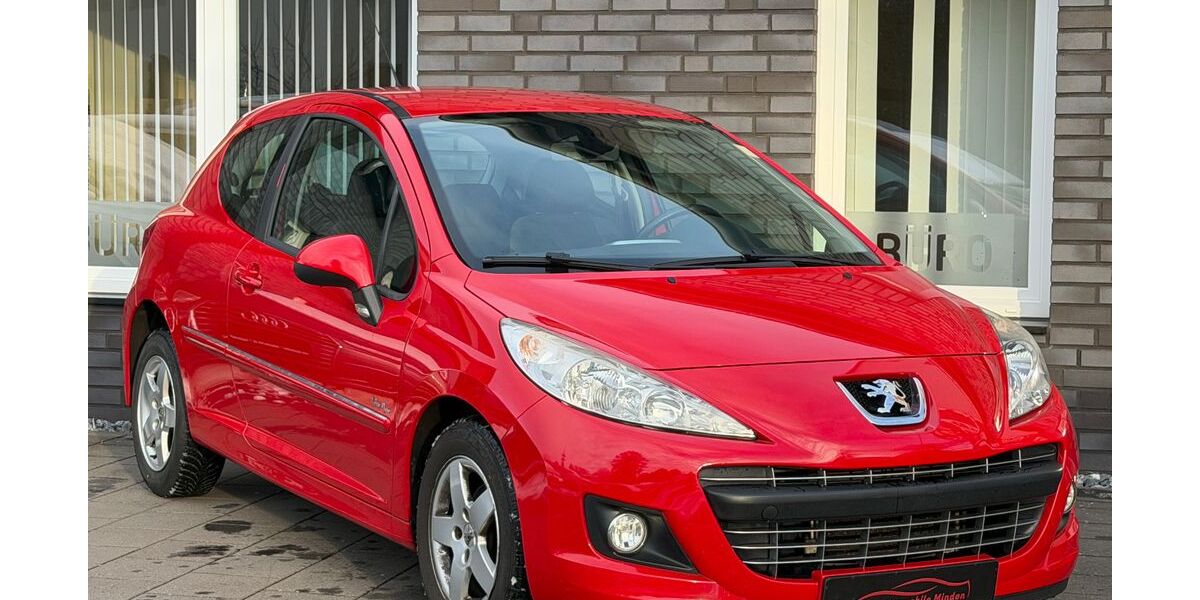 Peugeot 207 152.000 km 2.999 &euro; Minden 32429