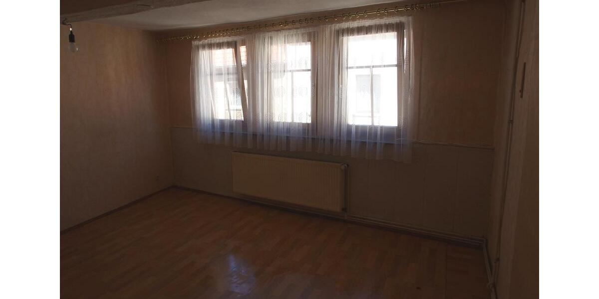 Reihenhaus Naumburg (Saale) - 4 Zimmer, 100 m&sup2;, 75.000&euro; | Angebot:26533168