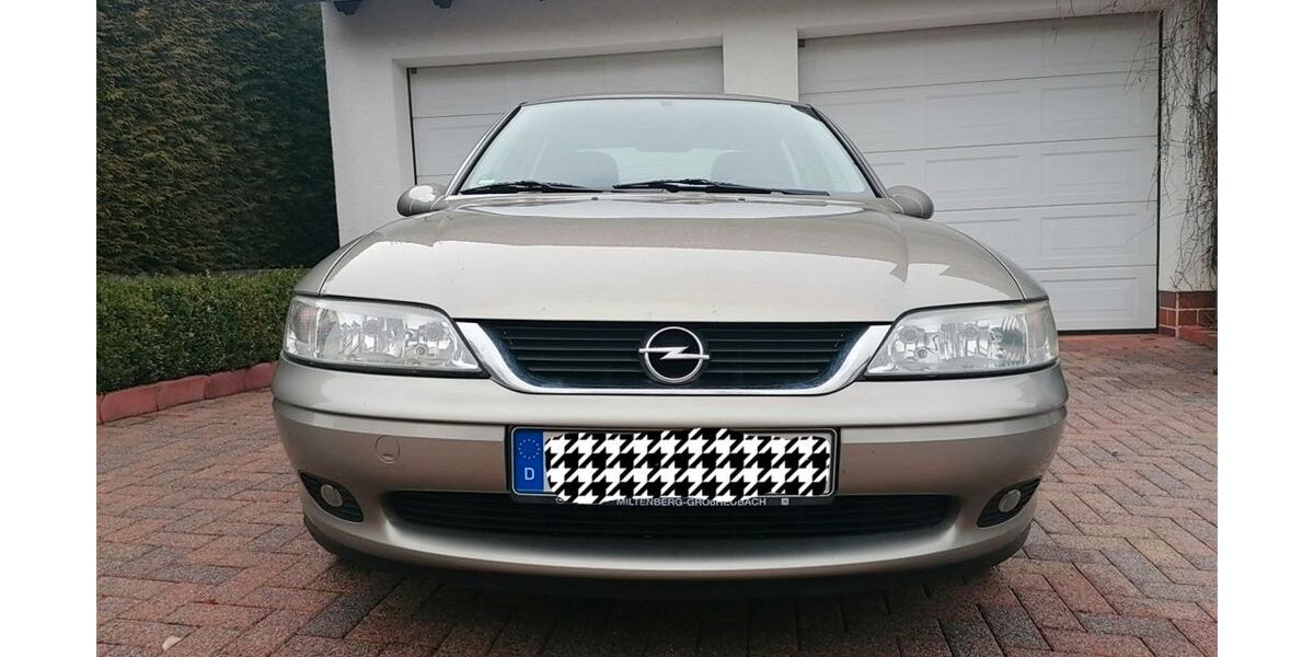 Opel Vectra 224.000 km 1.049 &euro; Wörth am Main 63939