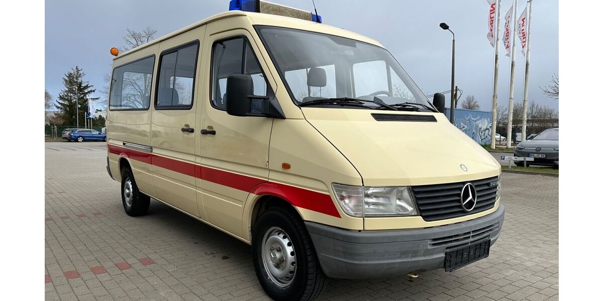 Mercedes-Benz Sprinter 75.000 km 13.950 &euro; Rostock 18106