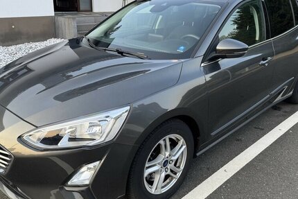 Ford Focus EcoBlue.Nav.Temp.Serv-Neu.EU6 GARANTIE.1Hd 64.284 km 14.000 € Erftstadt 50374