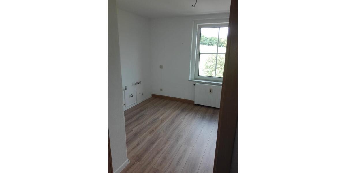 Etagenwohnung Thermalbad Wiesenbad - 3 Zimmer, 64 m&sup2;, 370&euro; | Angebot:26382757