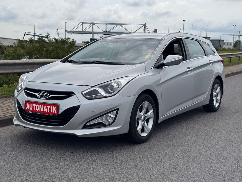 Hyundai i40 149.000 km 8.499 € Duisburg 47138