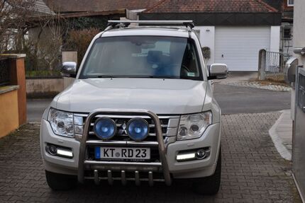 Mitsubishi Pajero 259.600 km 16.900 &euro; Volkach 97332