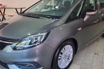 Opel Zafira 162.405 km 8.999 &euro; Recklinghausen 45661