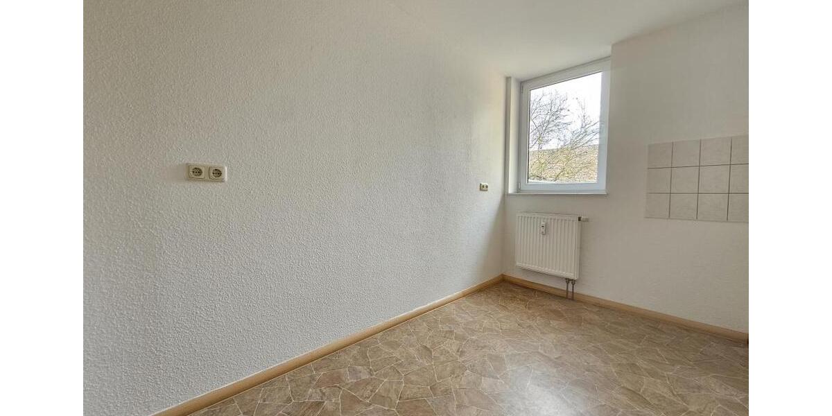 Etagenwohnung Altenburg - 2 Zimmer, 70 m&sup2;, 475&euro; | Angebot:26563033