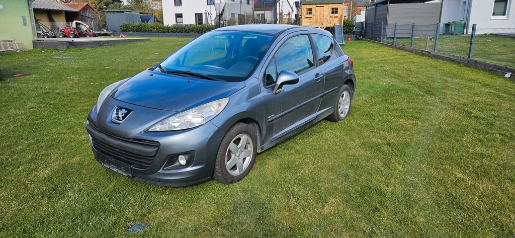 Peugeot 207 144.000 km 2.200 &euro; Marktsteft 97342