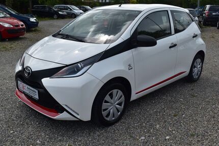 Toyota Aygo (X) 59.000 km 7.800 &euro; Herbertingen 88518