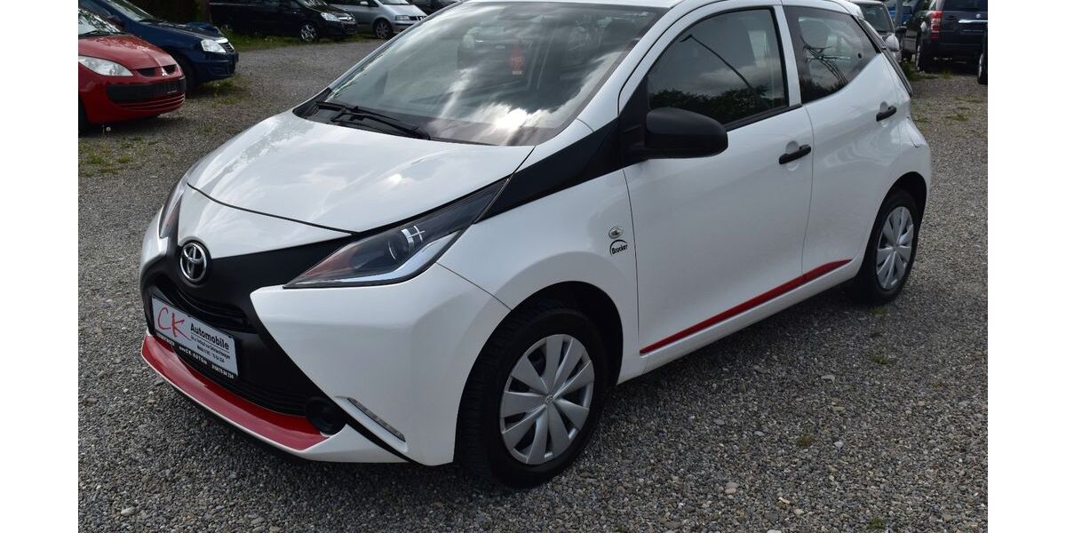 Toyota Aygo (X) 59.000 km 7.800 &euro; Herbertingen 88518