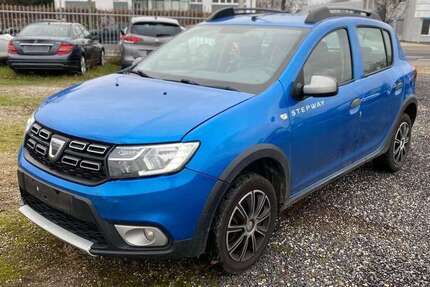 Dacia Sandero 122.000 km 4.999 &euro; Düren 52353
