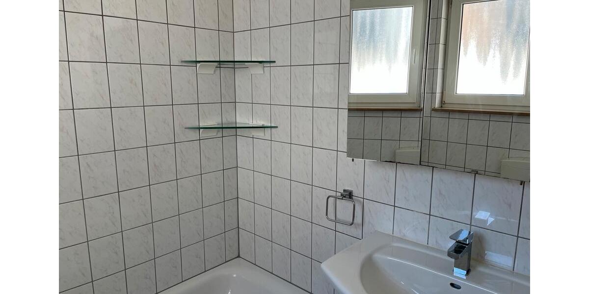 Etagenwohnung Bad Münstereifel - 3 Zimmer, 100 m&sup2;, 1.160&euro; | Angebot:26311892