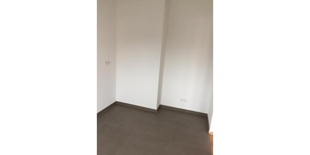 Etagenwohnung Karlstein am Main - 5 Zimmer, 105 m&sup2;, 1.200&euro; | Angebot:26704320