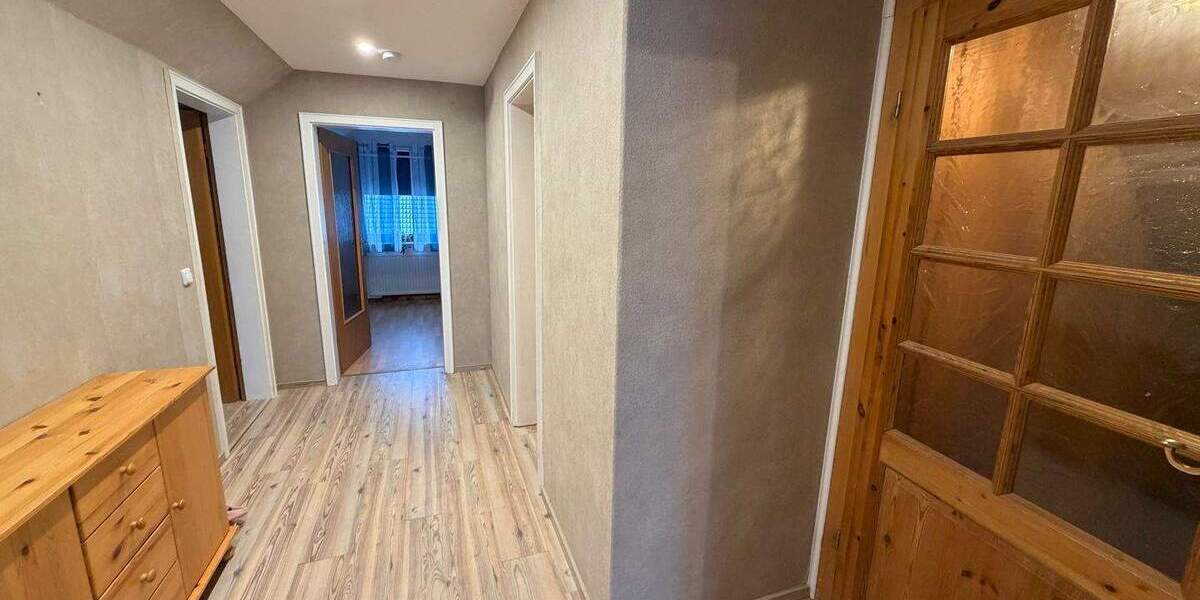 Einfamilienhaus Süderlügum - 6 Zimmer, 175 m&sup2;, 349.000&euro; | Angebot:25708135