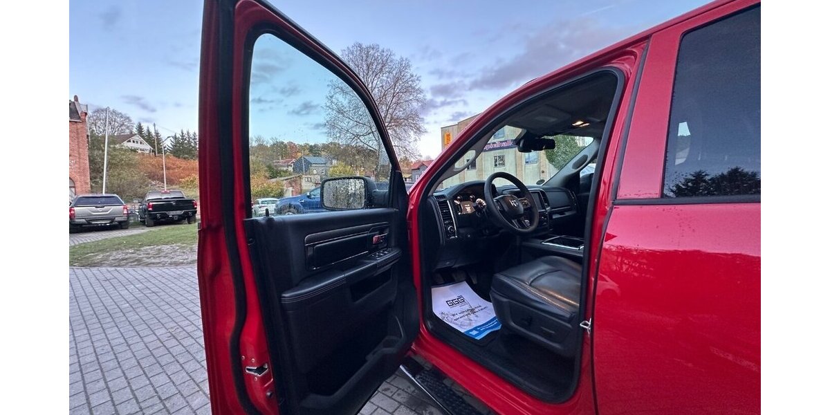 Dodge RAM 1500 5,7 Hemi Sport