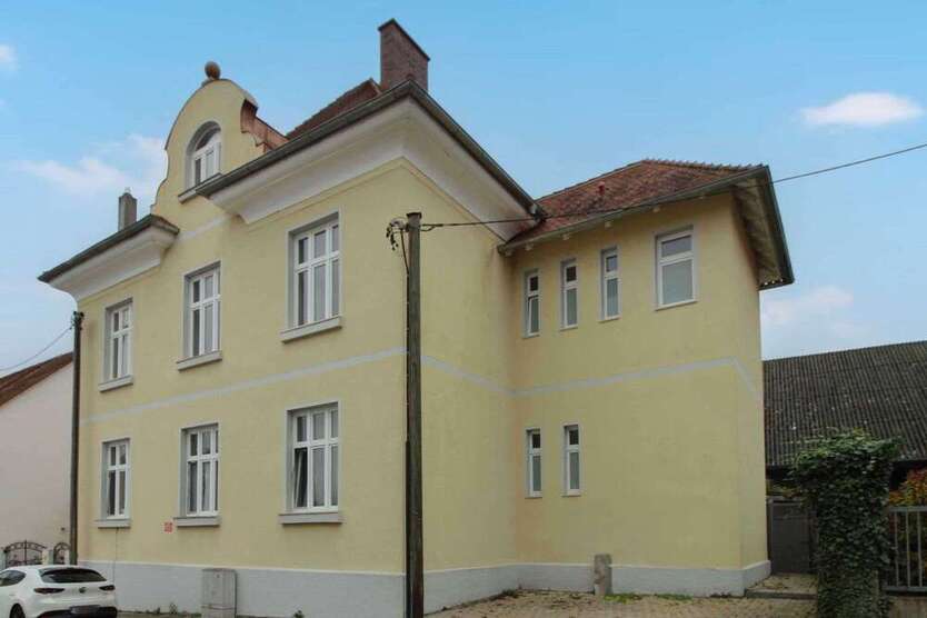 Haus zum Kaufen in Ingolstadt 899.000 € 319.28 m²