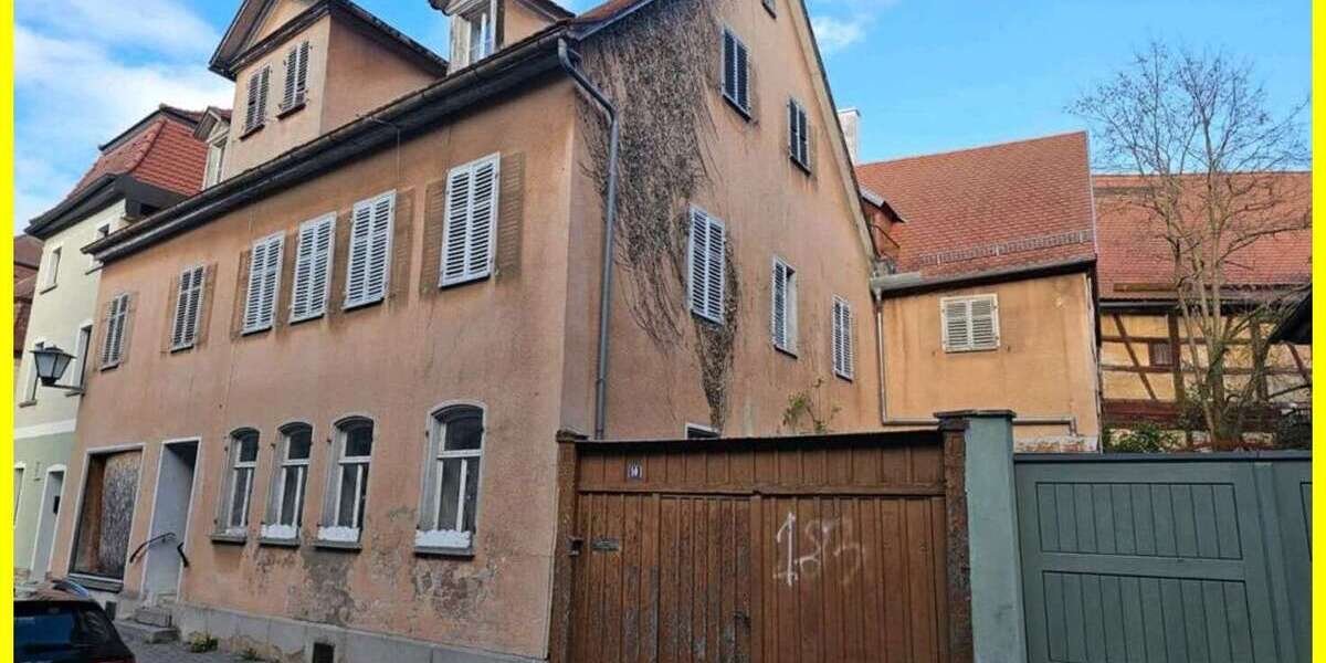 Haus zum Kaufen in Bad Windsheim 140.000 € 283 m² 15 zimmer