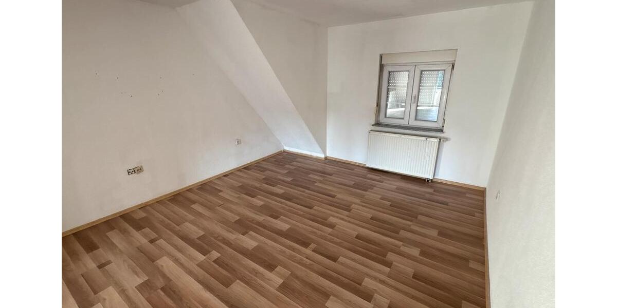 Wohnung zu Vermieten in Eisenberg 3ZKB 3 zimmer