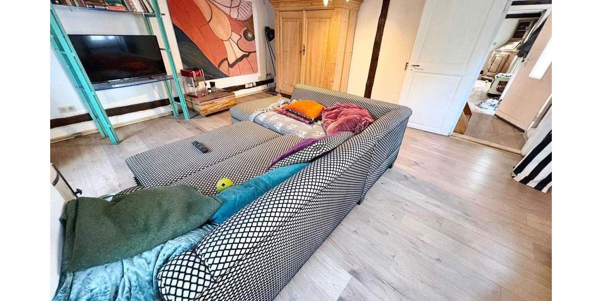 Schönes Fachwerkhaus mit kleinem Garten in ruhiger Lage 4 zimmer